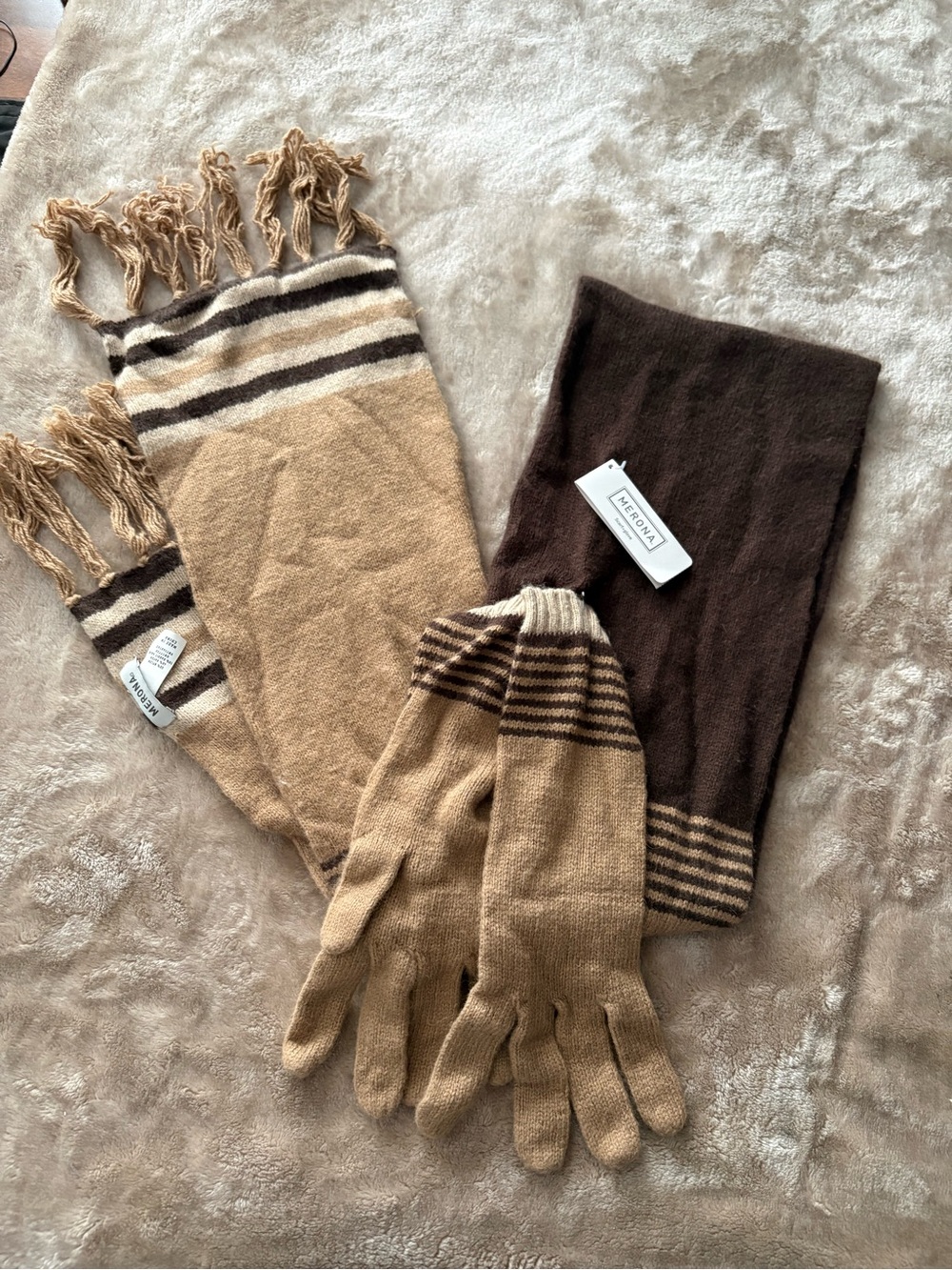 NWT/Vintage 2-Piece Winter Set – Striped Knit Scarf & Gloves-Rabbit Hair Blend